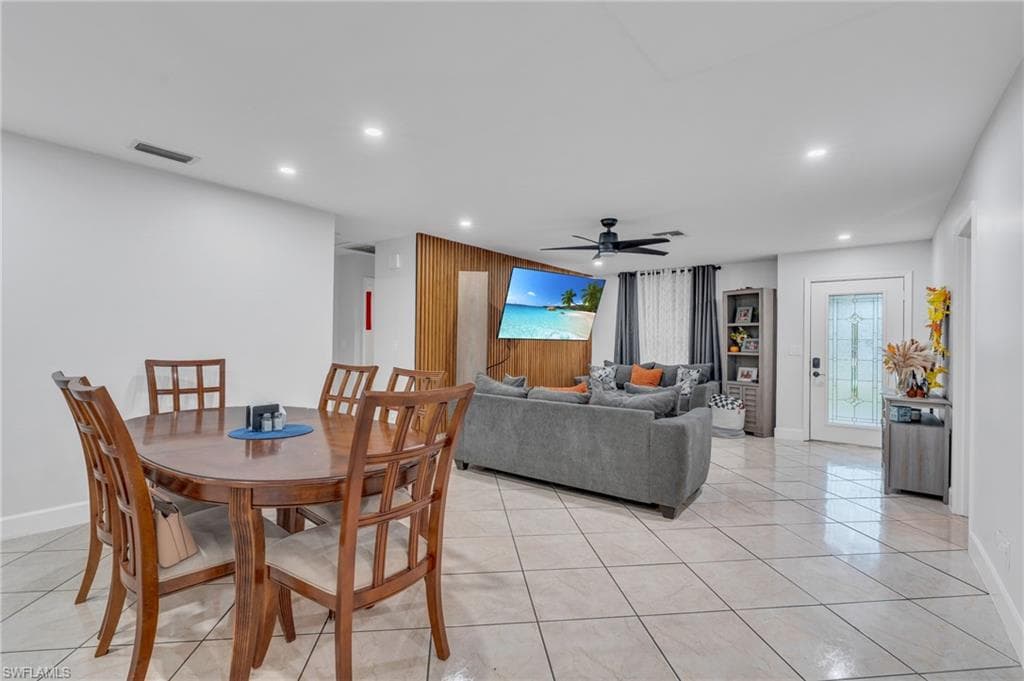1800 52nd Ter SW, Naples, FL 34116-6