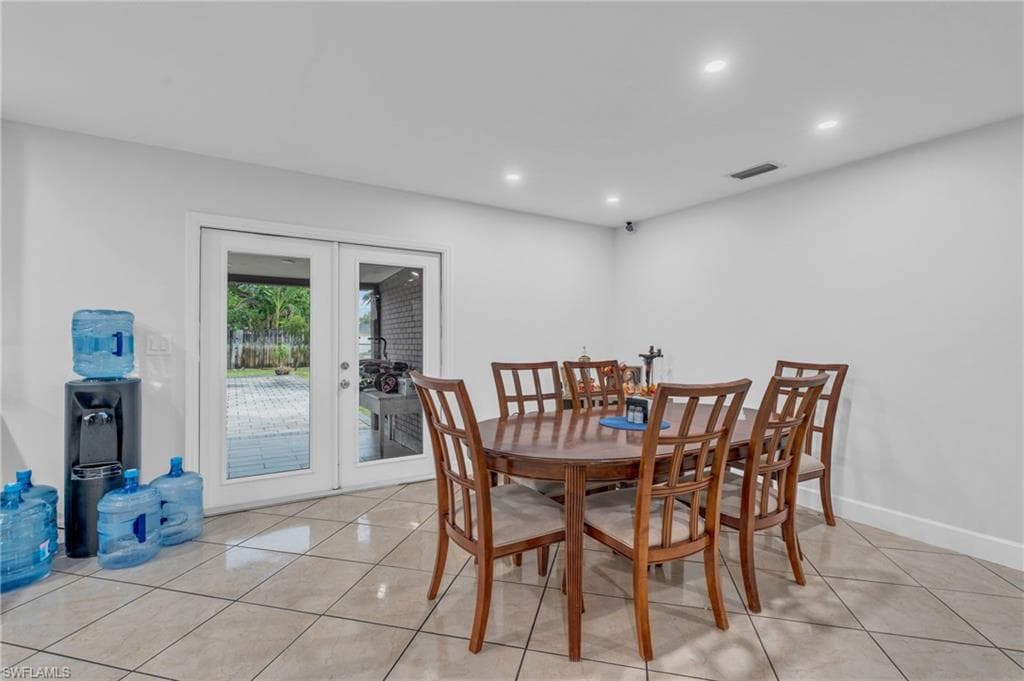 1800 52nd Ter SW, Naples, FL 34116-7