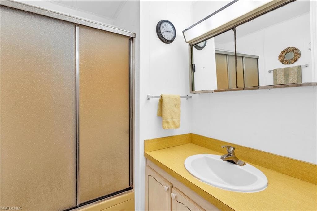 93 Enchanting Blvd E-93, Naples, FL 34112-17