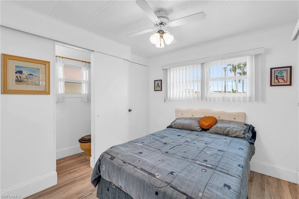 93 Enchanting Blvd E-93, Naples, FL 34112-18
