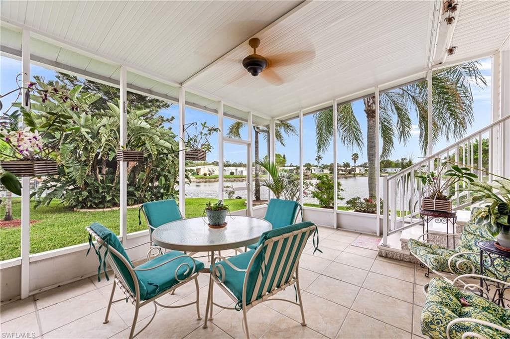 877 Cape Haze Ln, Naples, FL 34104-31