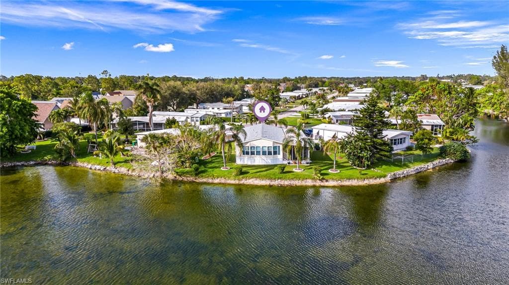 877 Cape Haze Ln, Naples, FL 34104-45