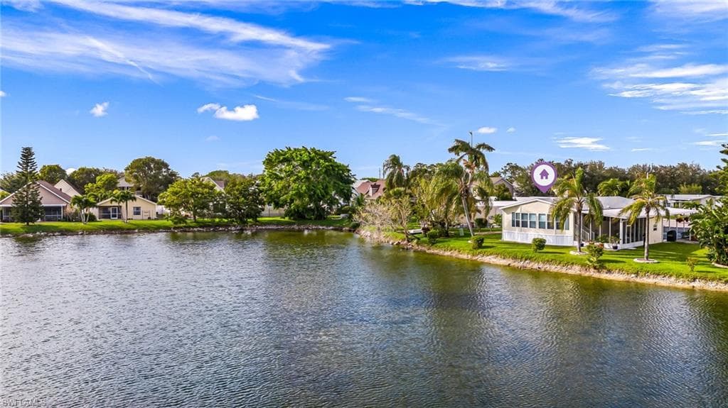 877 Cape Haze Ln, Naples, FL 34104-47