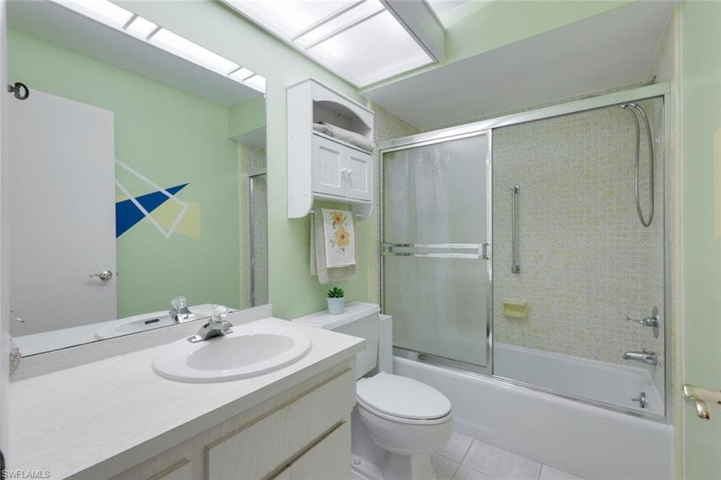 4120 Lakewood Blvd, Naples, FL 34112-18