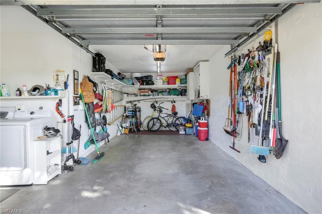 4120 Lakewood Blvd, Naples, FL 34112-21