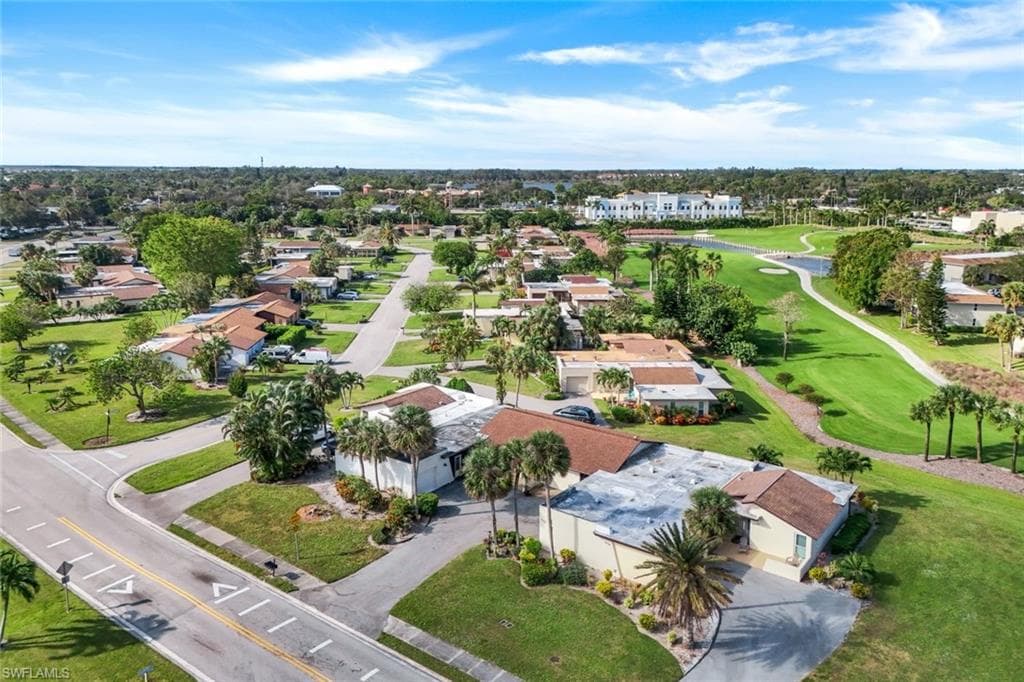 4120 Lakewood Blvd, Naples, FL 34112-28