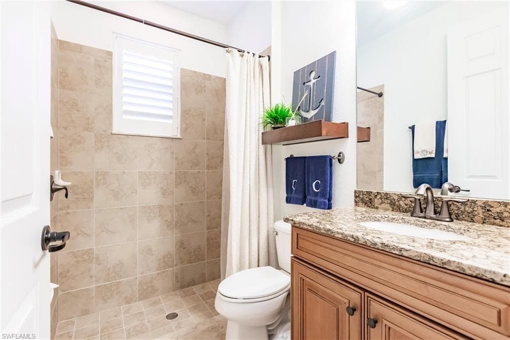 12541 Fenhurst Way, Naples, FL 34120-20