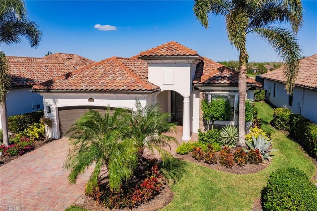 12541 Fenhurst Way, Naples, FL 34120-1