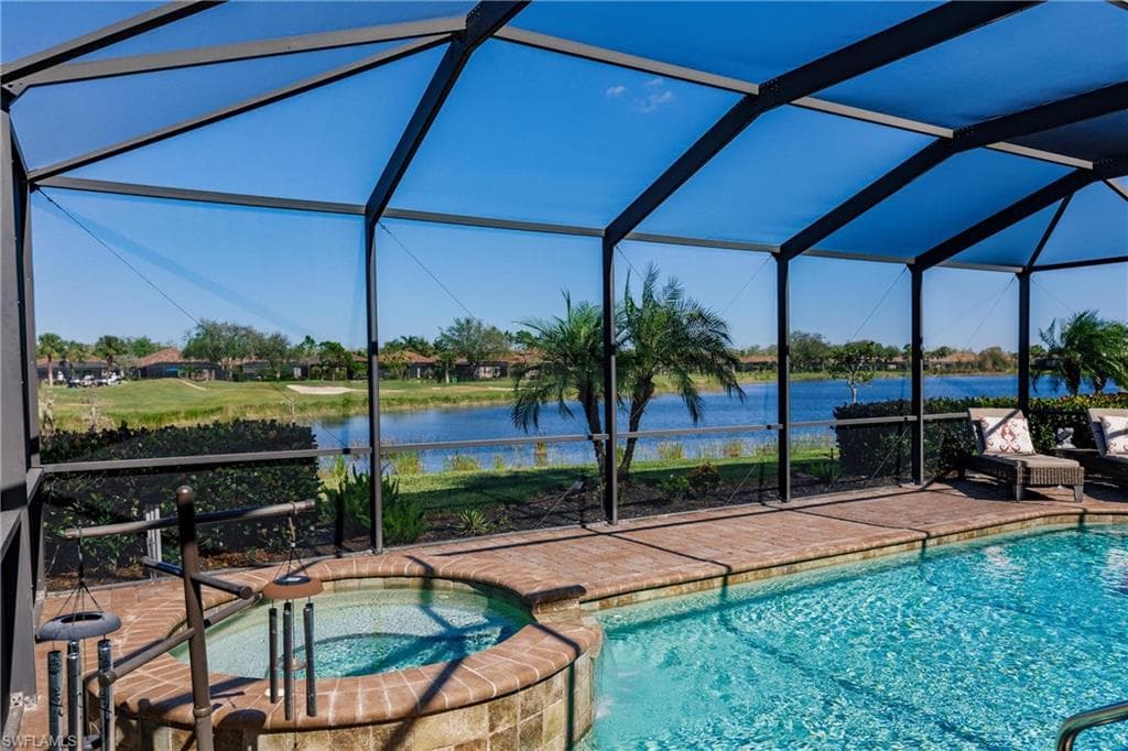 12541 Fenhurst Way, Naples, FL 34120-28