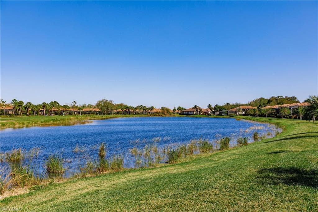 12541 Fenhurst Way, Naples, FL 34120-31