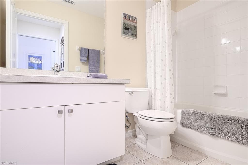 8610 Cedar Hammock Cir 1226, Naples, FL 34112-18