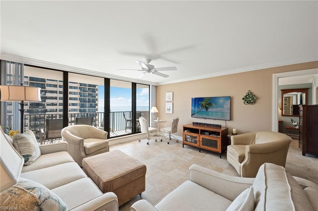 4005 Gulf Shore Blvd N 1004, Naples, FL 34103-8