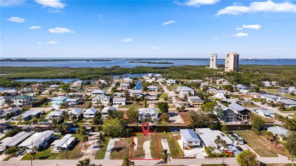24533 Dolphin St, Bonita Springs, FL 34134-4