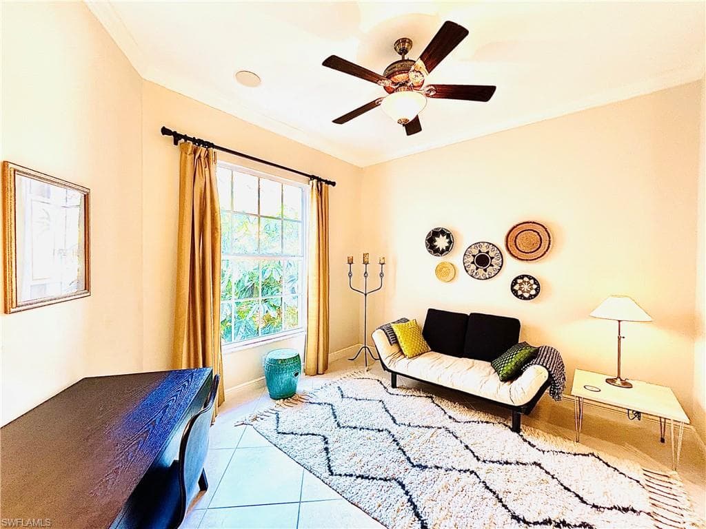 505 Via Veneto 8-201, Naples, FL 34108-11