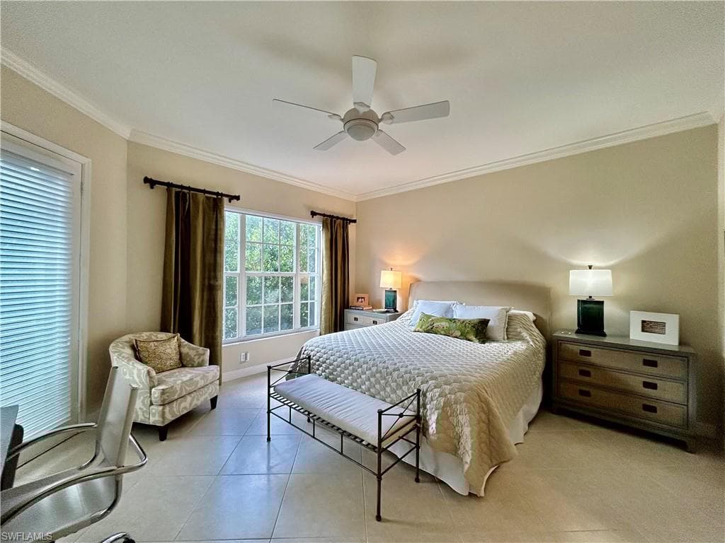 505 Via Veneto 8-201, Naples, FL 34108-13