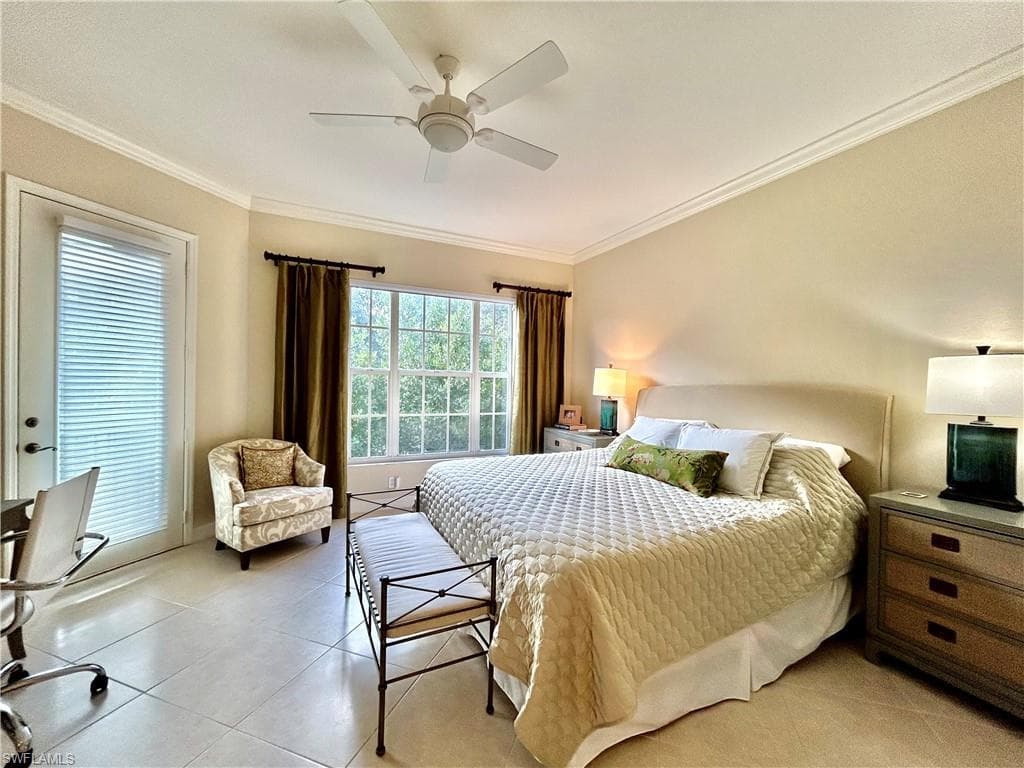 505 Via Veneto 8-201, Naples, FL 34108-15