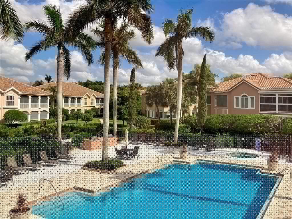 505 Via Veneto 8-201, Naples, FL 34108-19