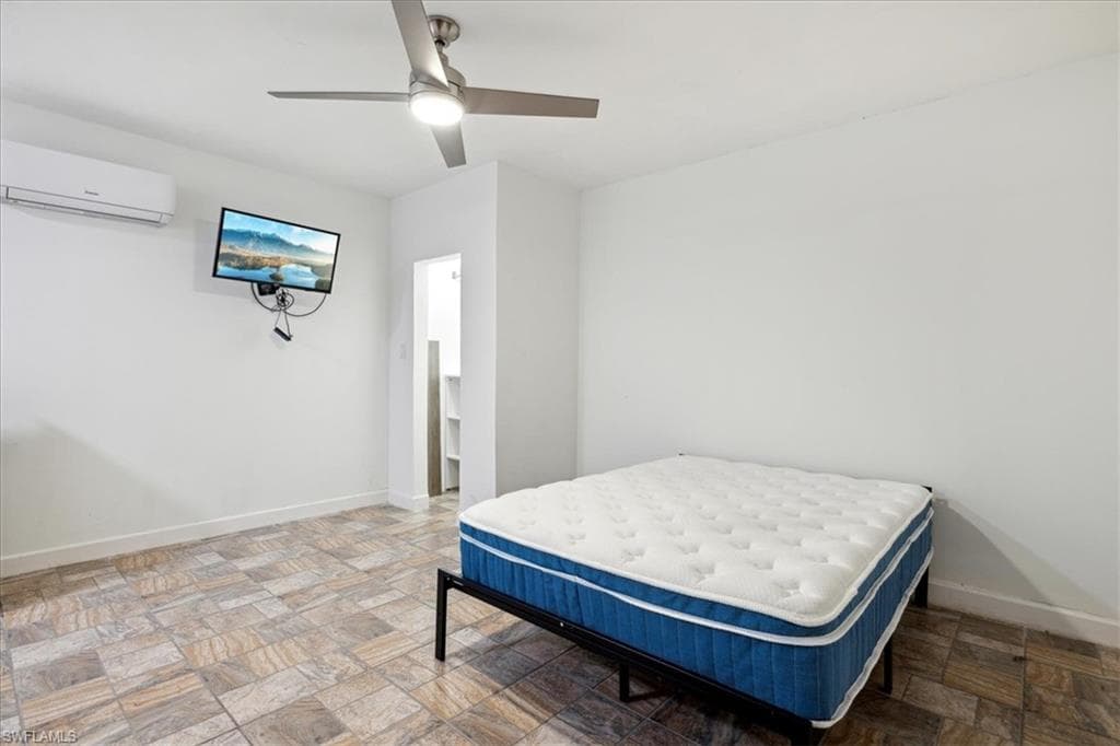1671 Jamestown Ct, Fort Myers, FL 33907-23