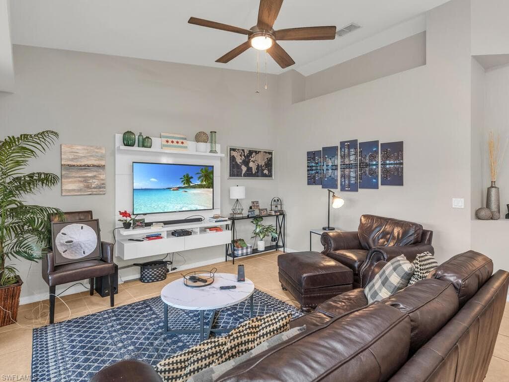 2865 Cypress Trace Cir 7-203, Naples, FL 34119-8