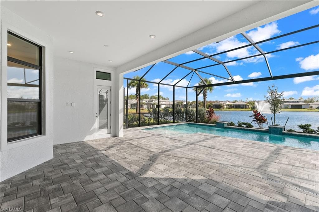 16214 Verilyn Cir, Naples, FL 34110-11