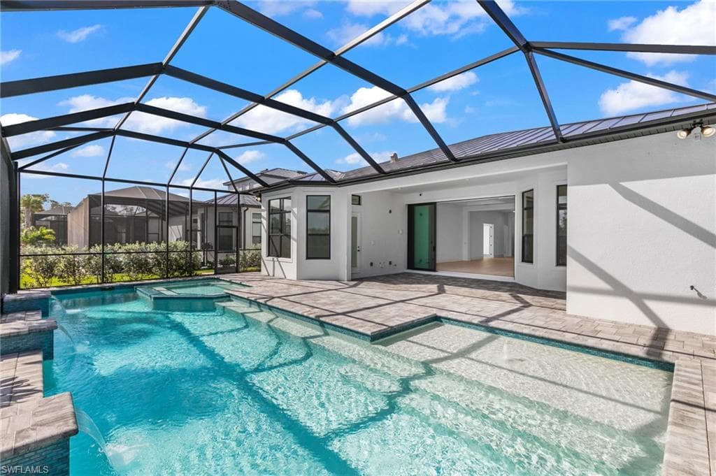16214 Verilyn Cir, Naples, FL 34110-44