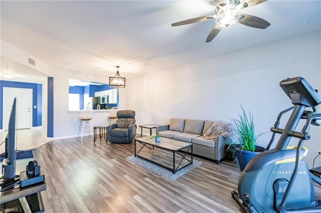 10000 Maddox Ln 122, Bonita Springs, FL 34135-8
