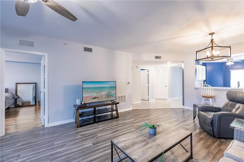 10000 Maddox Ln 122, Bonita Springs, FL 34135-9