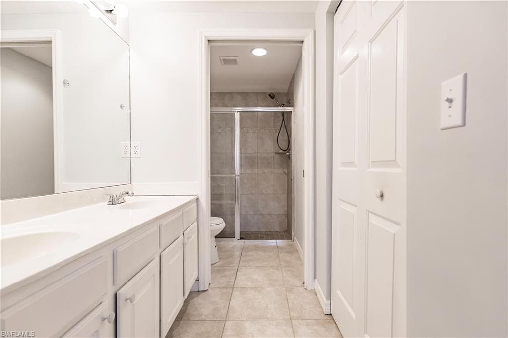 10000 Maddox Ln 122, Bonita Springs, FL 34135-17