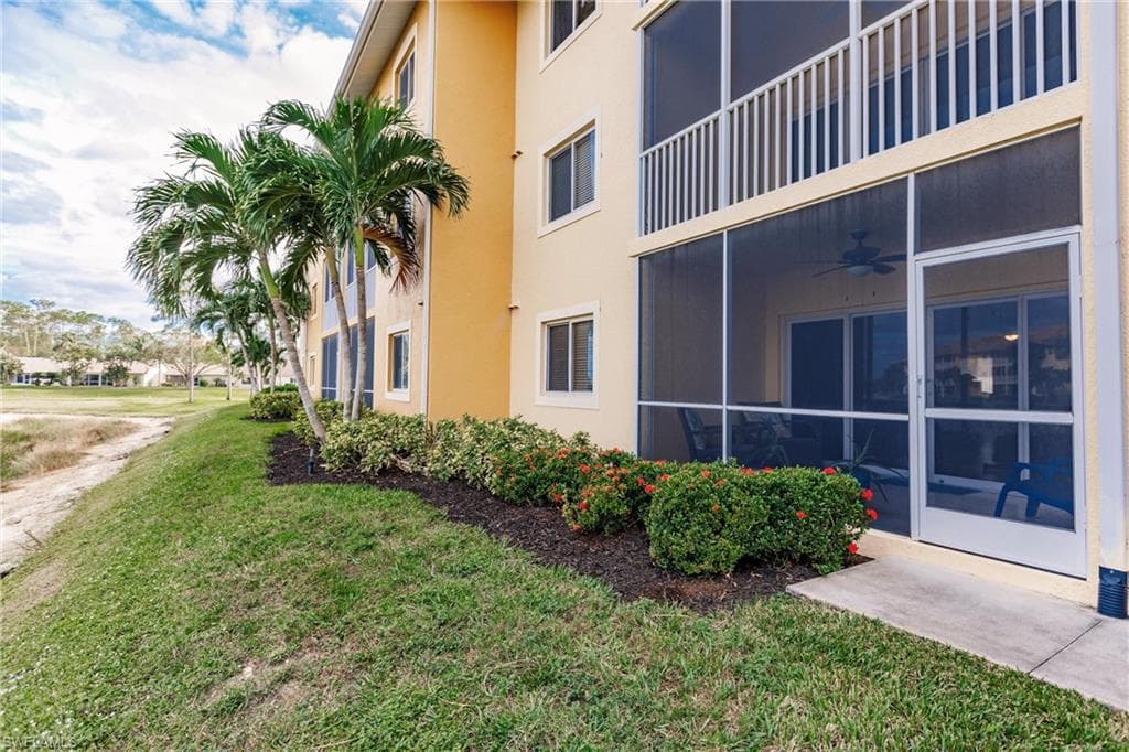 10000 Maddox Ln 122, Bonita Springs, FL 34135-27