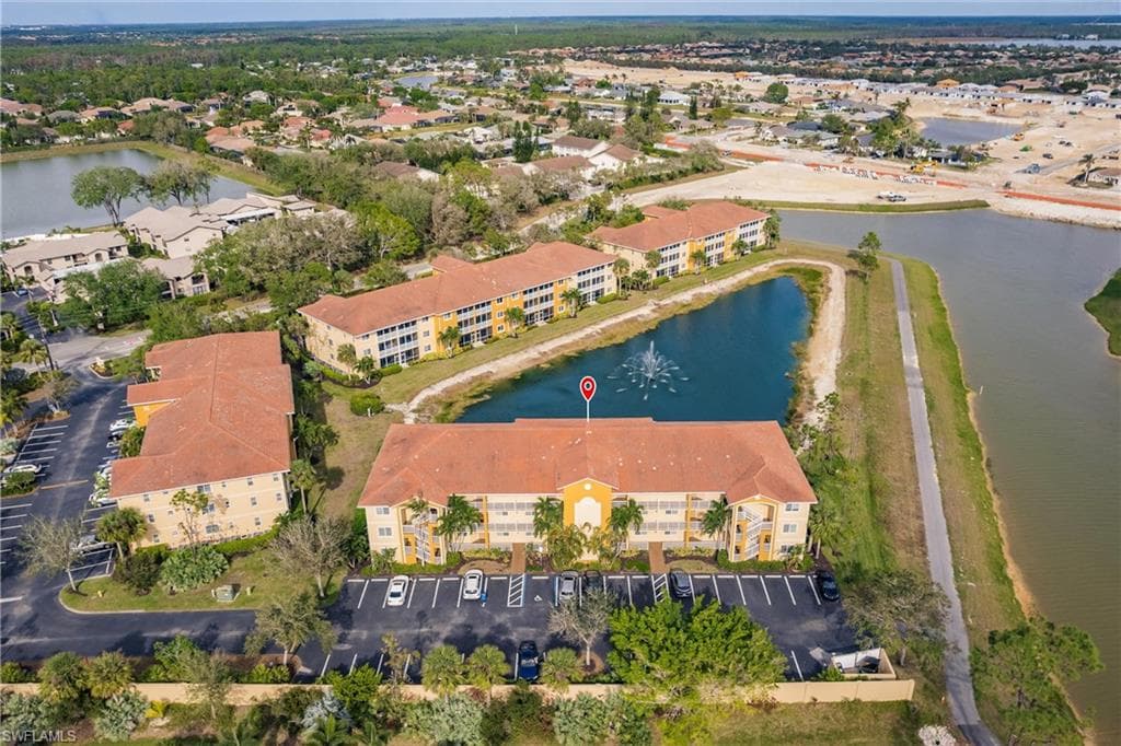 10000 Maddox Ln 122, Bonita Springs, FL 34135-33
