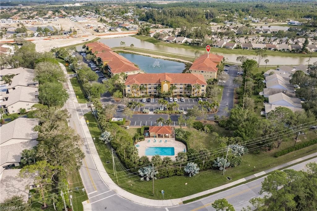10000 Maddox Ln 122, Bonita Springs, FL 34135-40