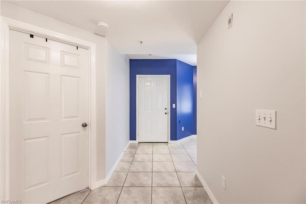 10000 Maddox Ln 122, Bonita Springs, FL 34135-4