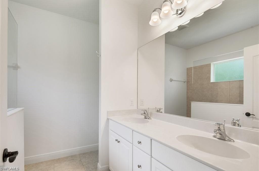 14591 Manchester Dr, Naples, FL 34114-11