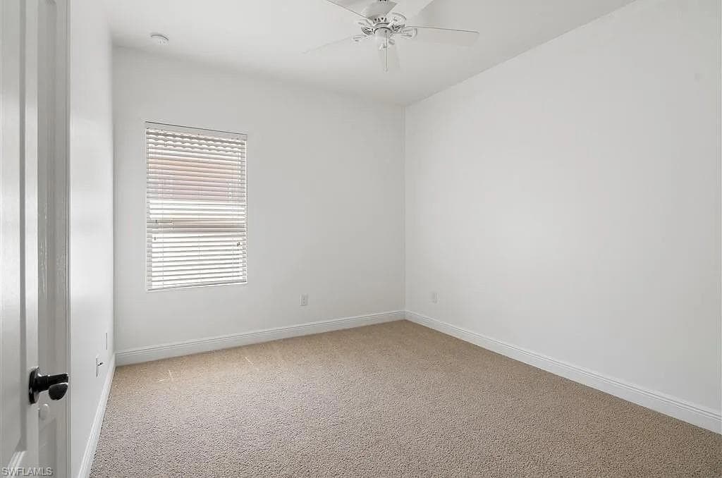 14591 Manchester Dr, Naples, FL 34114-13