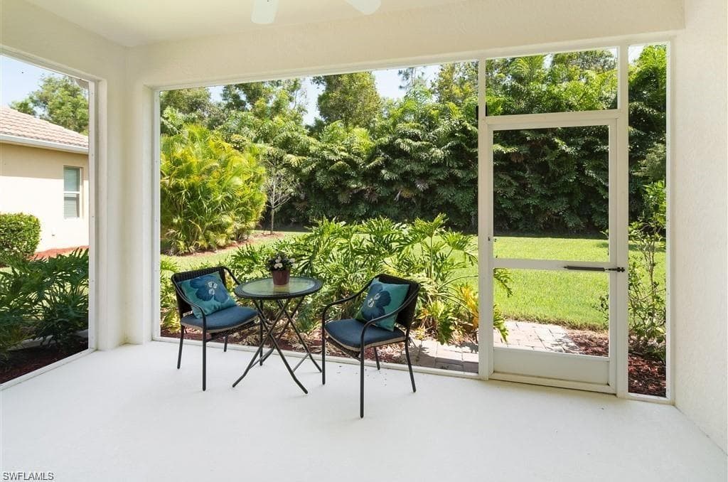 14591 Manchester Dr, Naples, FL 34114-17