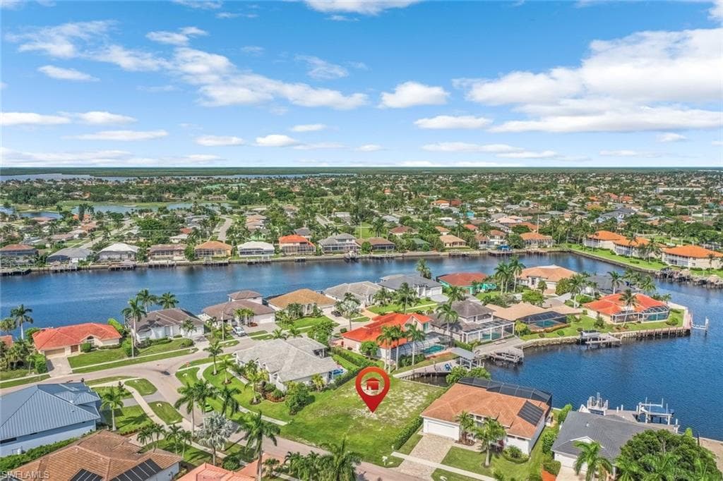 269 Bass Ct, Marco Island, FL 34145-3