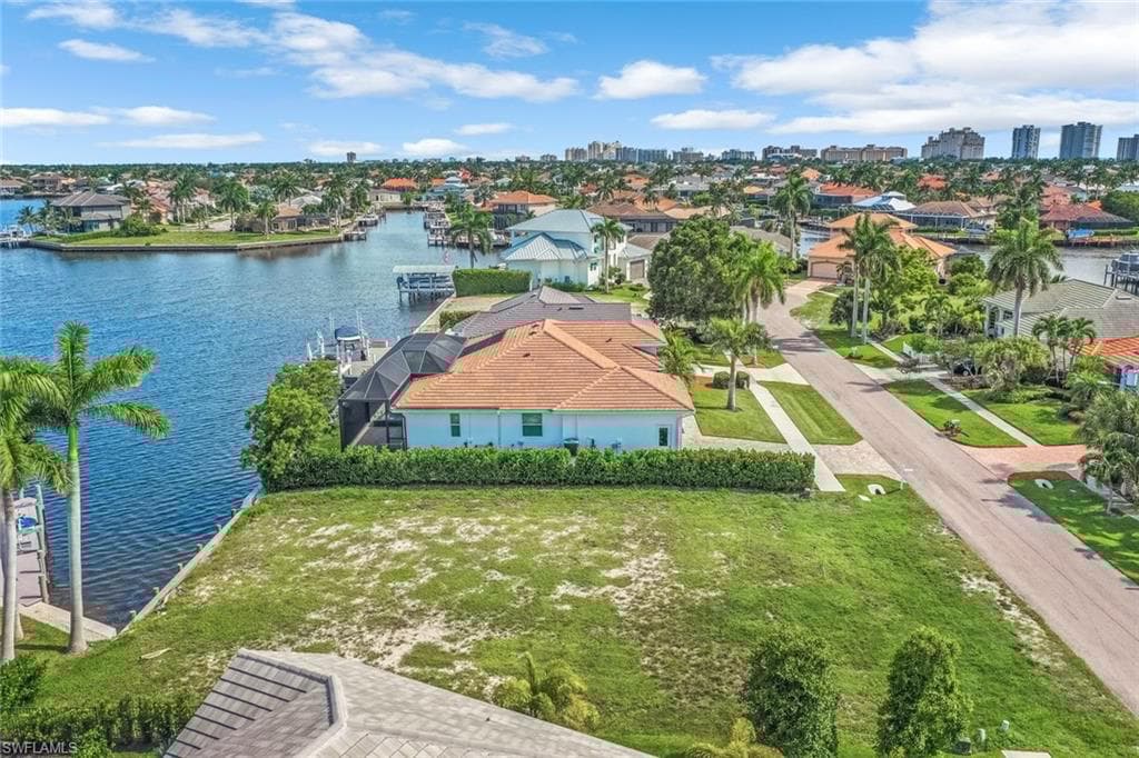 269 Bass Ct, Marco Island, FL 34145-5