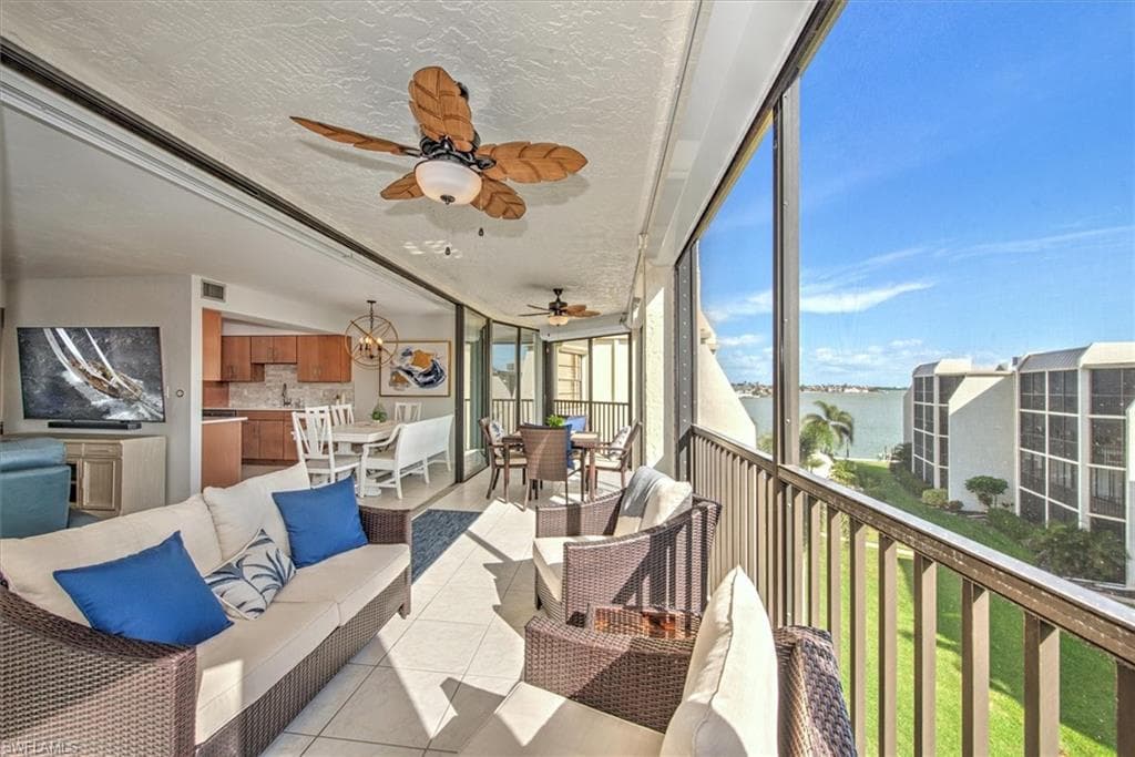 929 Collier Ct B401, Marco Island, FL 34145-8