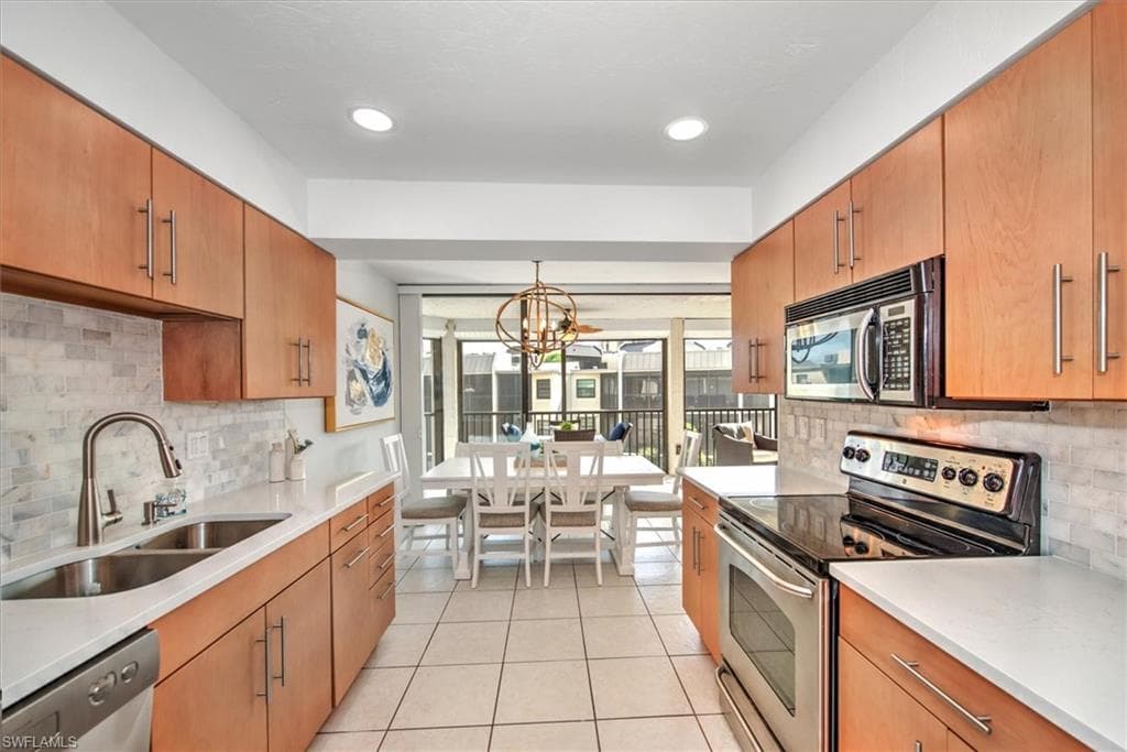 929 Collier Ct B401, Marco Island, FL 34145-11