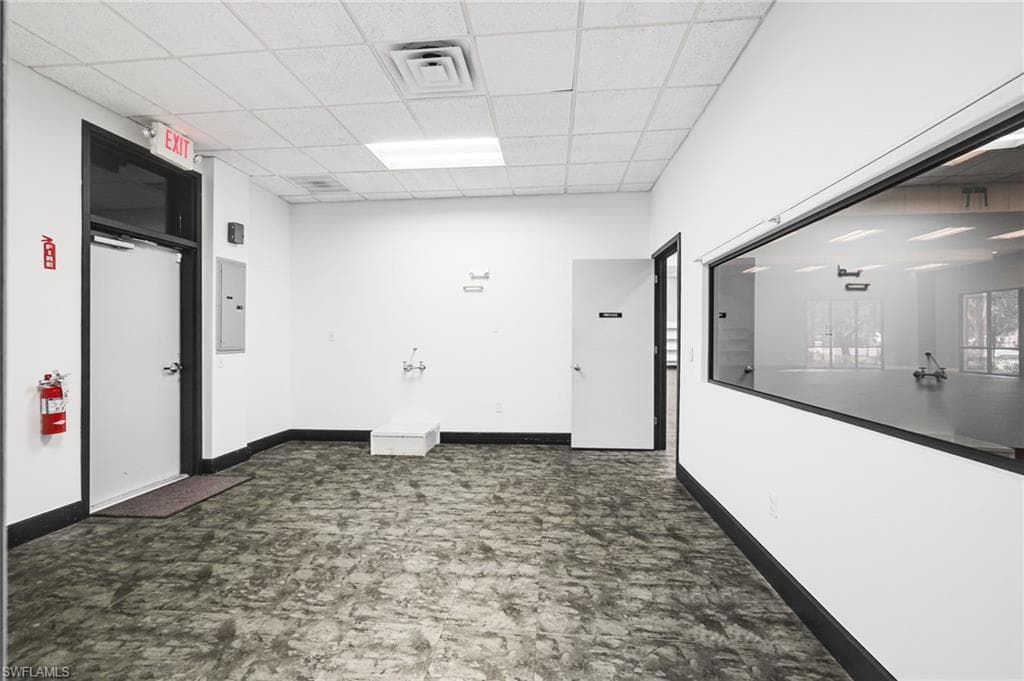 8991 Daniels Center Dr 102, Fort Myers, FL 33912-11