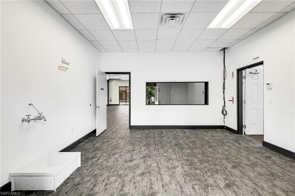 8991 Daniels Center Dr 102, Fort Myers, FL 33912-15