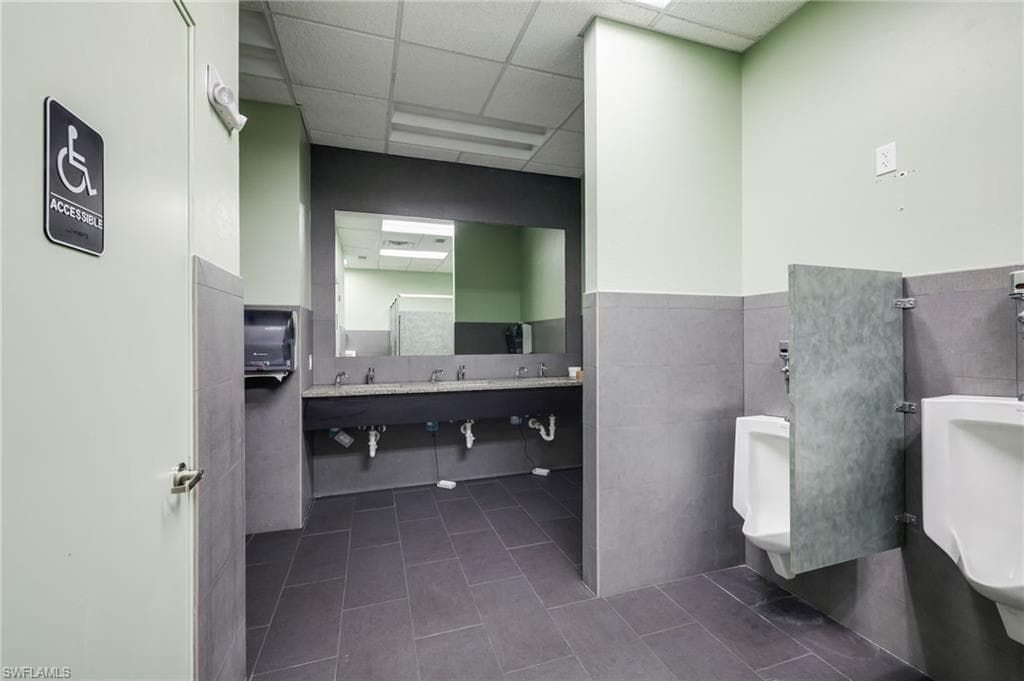 8991 Daniels Center Dr 102, Fort Myers, FL 33912-16