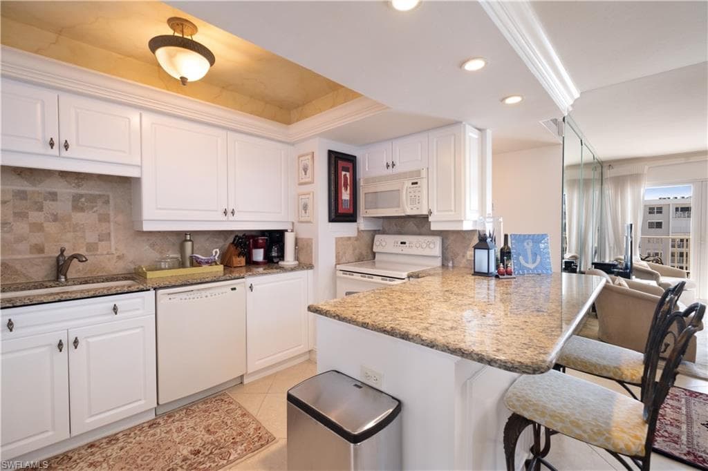 3443 Gulf Shore Blvd N 704, Naples, FL 34103-8