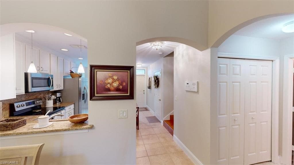 7660 Meadow Lakes Dr 1603, Naples, FL 34104-11