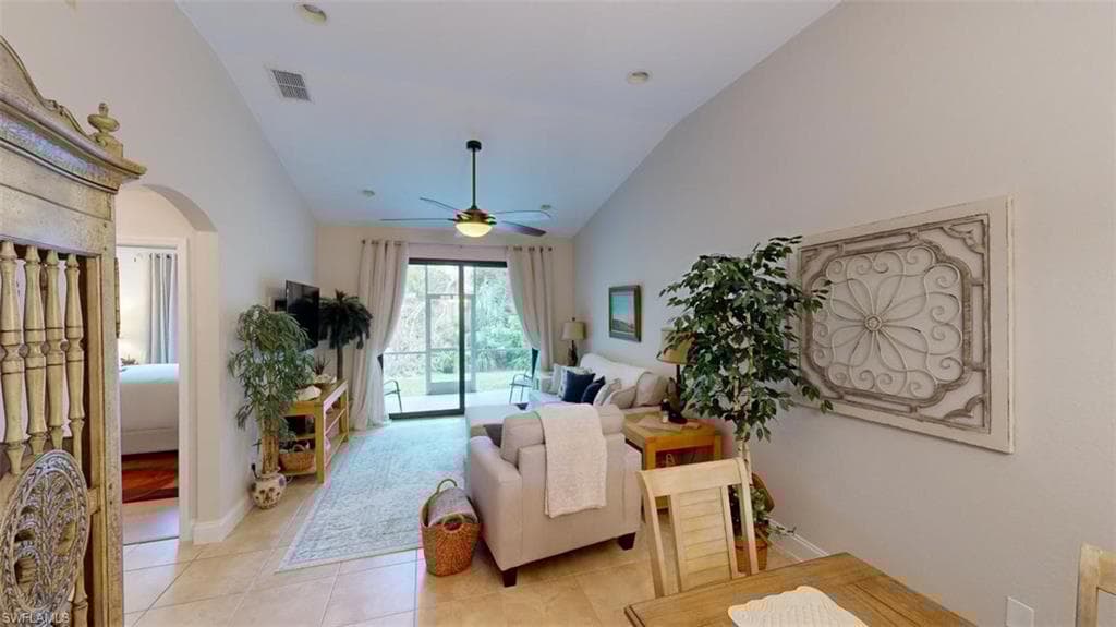 7660 Meadow Lakes Dr 1603, Naples, FL 34104-21
