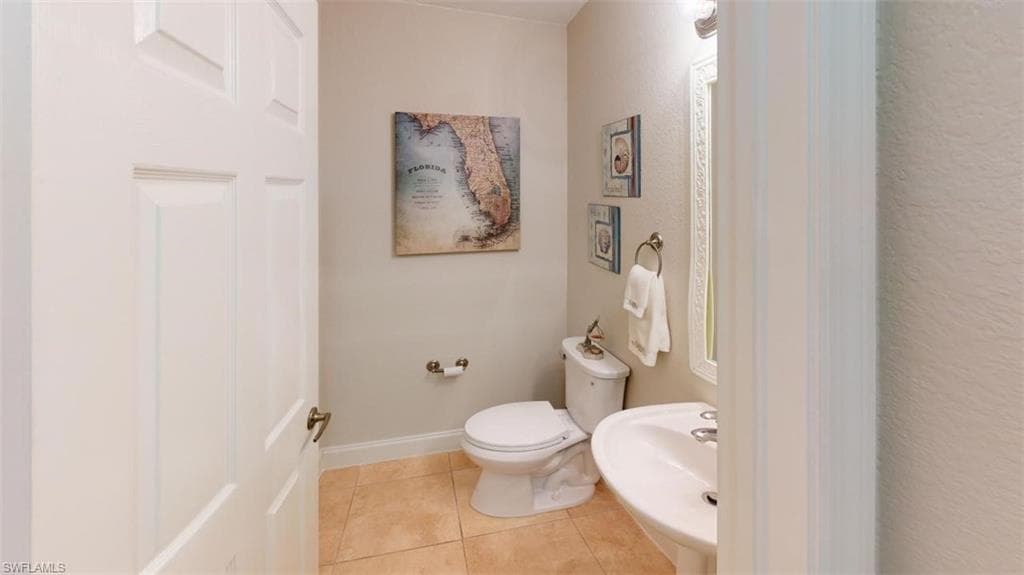 7660 Meadow Lakes Dr 1603, Naples, FL 34104-40