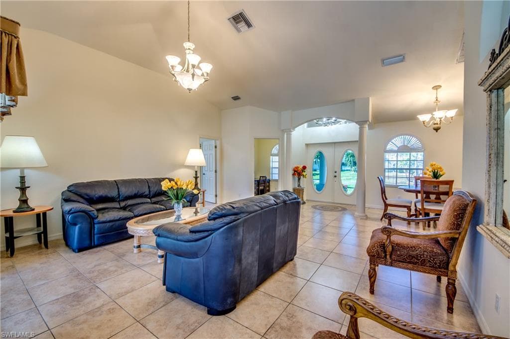 4341 25th Ct, Cape Coral, FL 33914-9