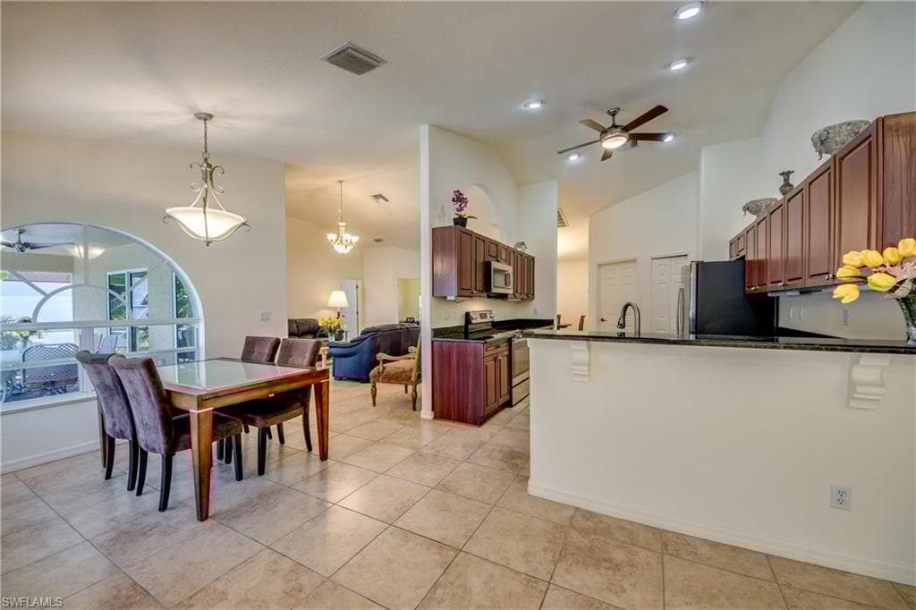 4341 25th Ct, Cape Coral, FL 33914-19