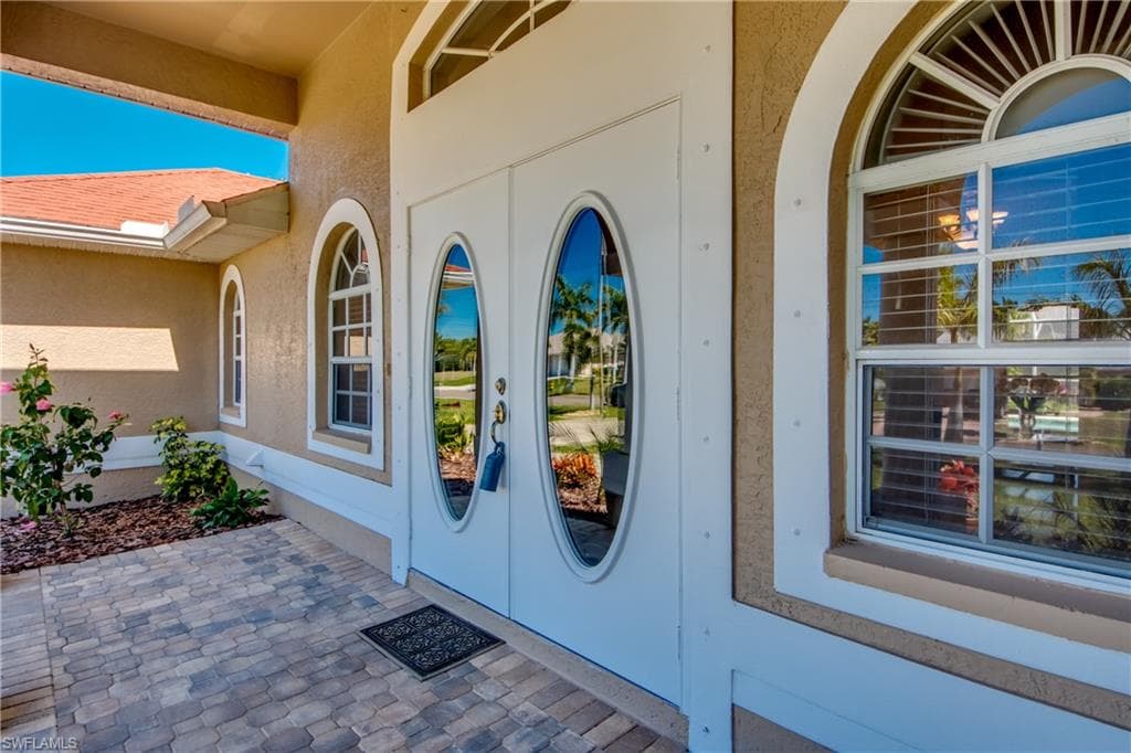 4341 25th Ct, Cape Coral, FL 33914-4