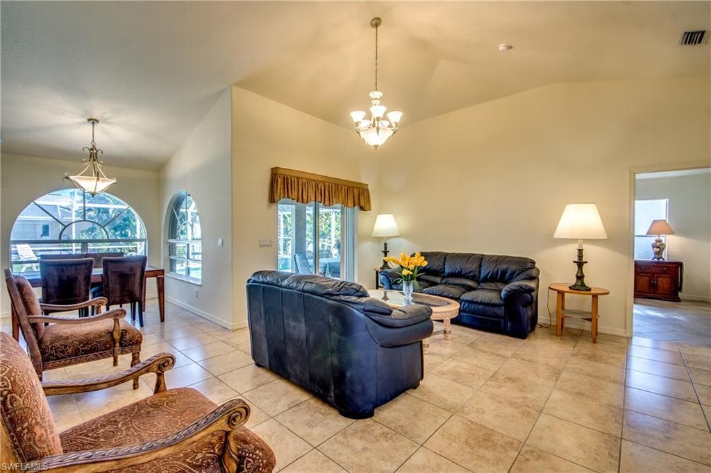 4341 25th Ct, Cape Coral, FL 33914-8